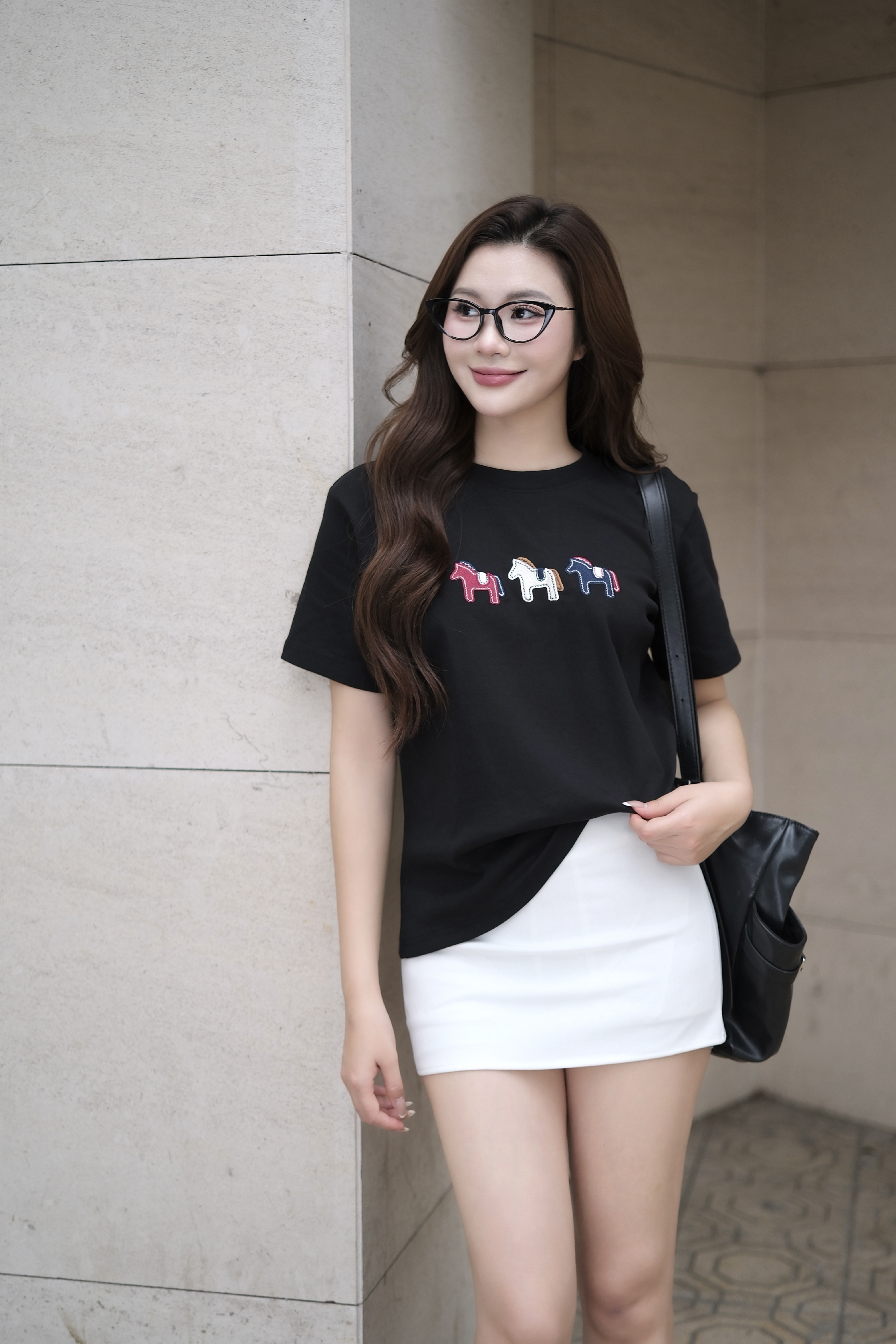 Áo Thun Thêu Ngựa GUNO Cao Cấp