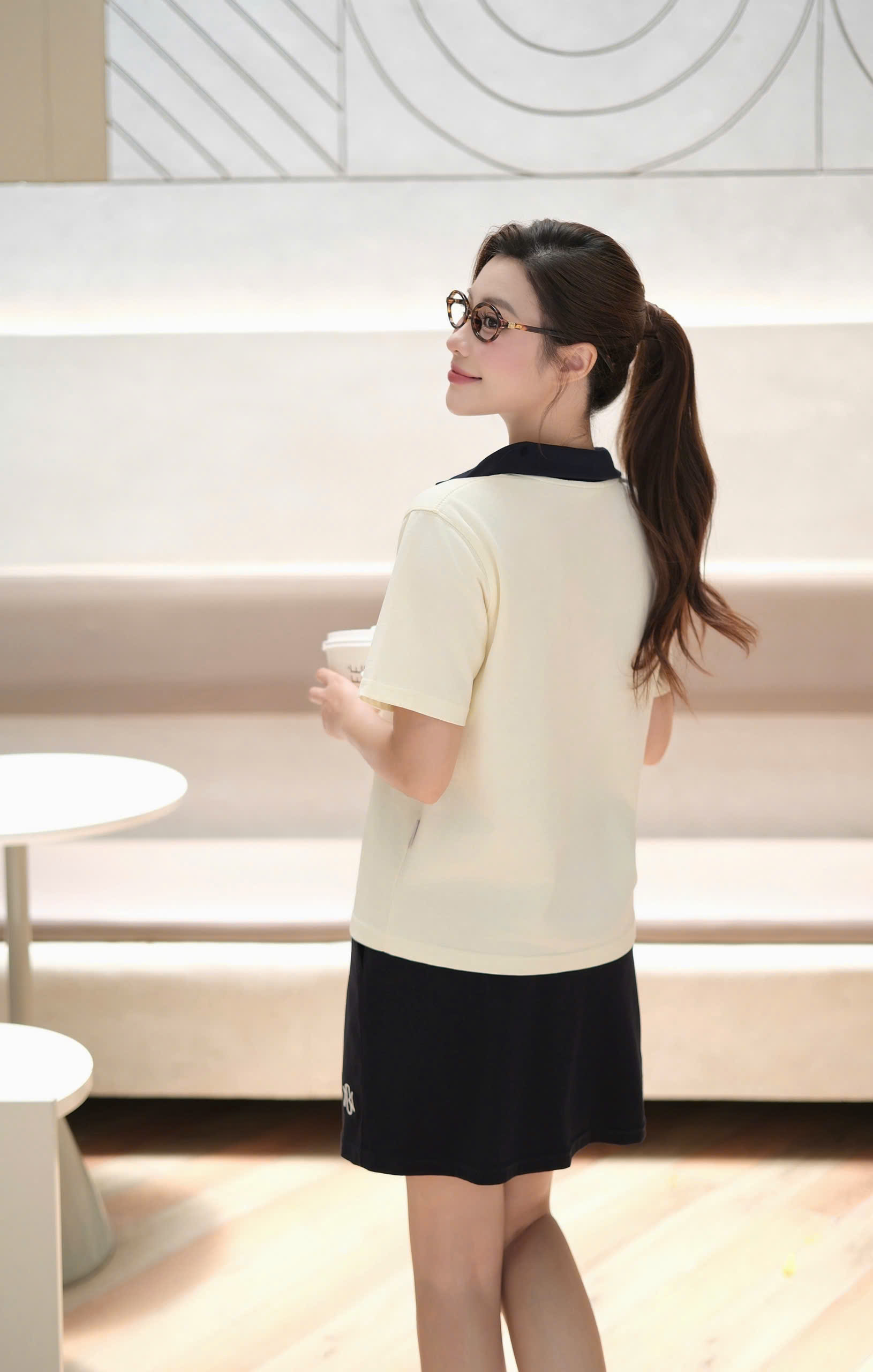 Sét chân váy Nữ GUNO áo cổ polo phối màu