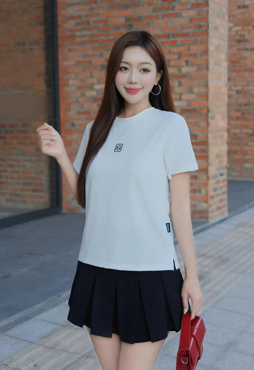 Áo Phông Thể Thao Nữ GUNO Cao Cấp Cotton Thông Hơi Co Dãn Thoáng Mát Logo Thêu