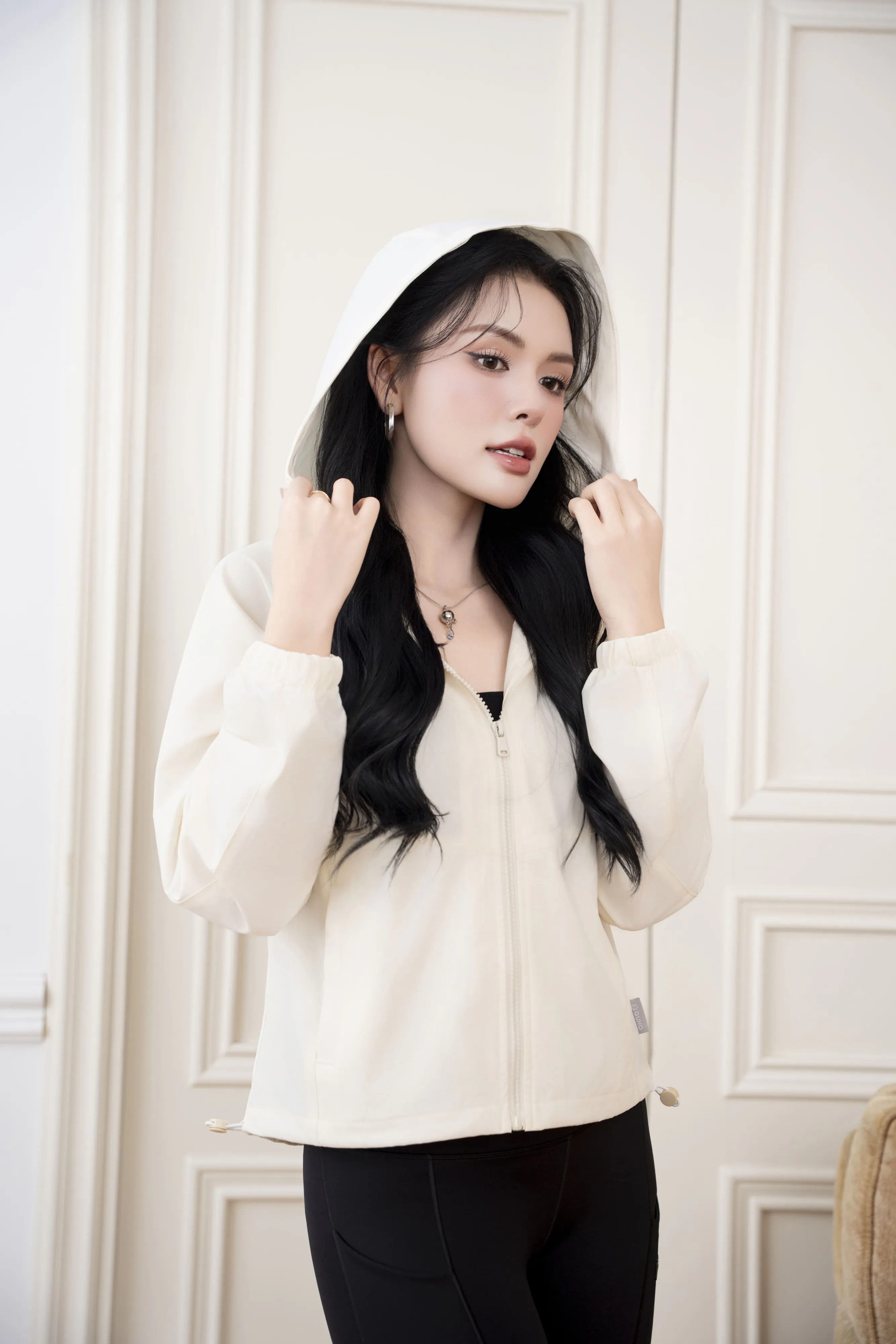 Áo Khoác Gió Thu Đông Nữ GUNO 1 Lớp Dày Dặn Có Mũ Trùm Đầu Chống Gió Chống Bụi Cao Cấp