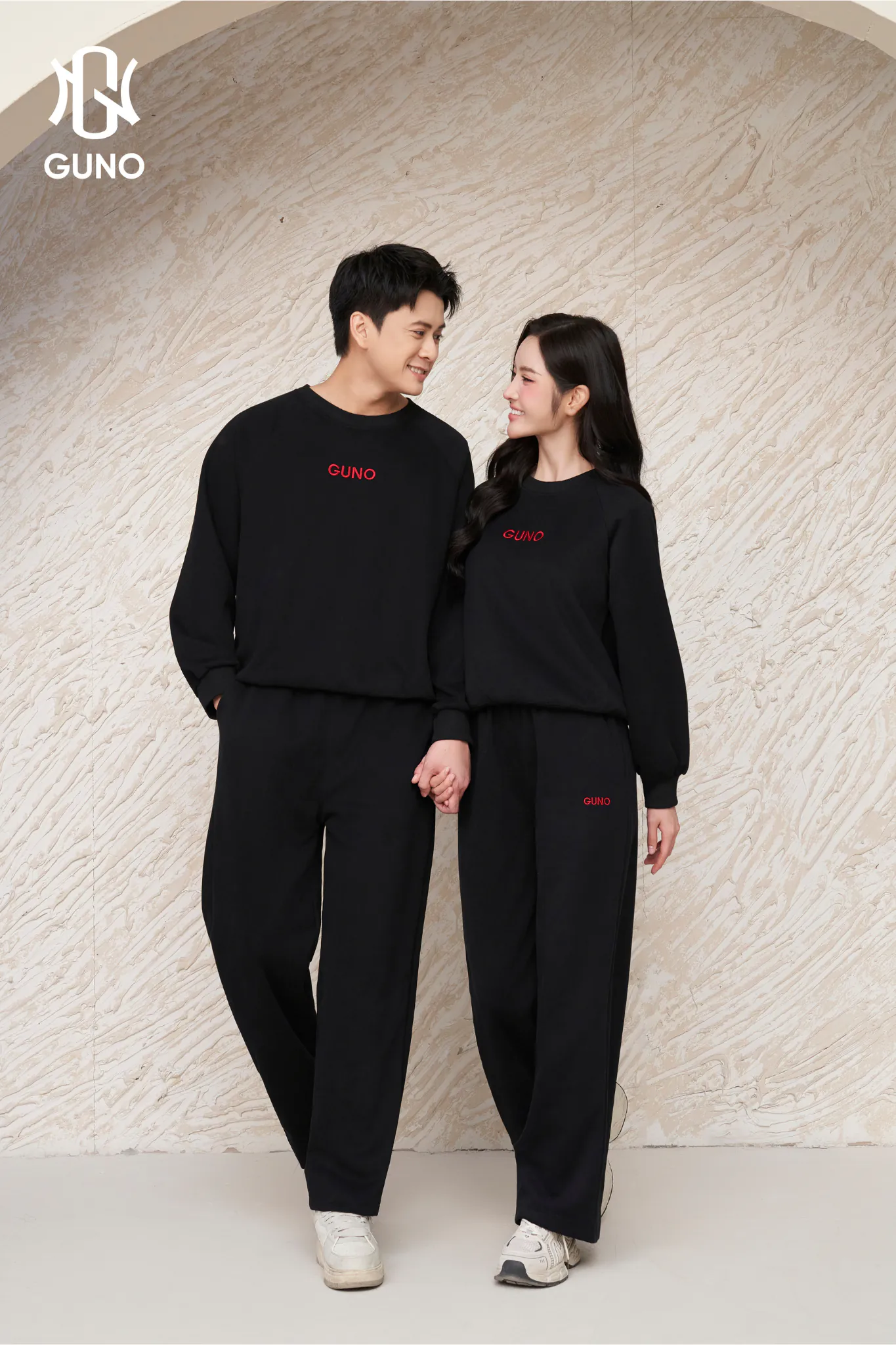 Bộ Quần Áo Nỉ Nam GUNO Cổ Tròn Logo Thêu Kèm Quần Suông Set Bộ Thu Đông