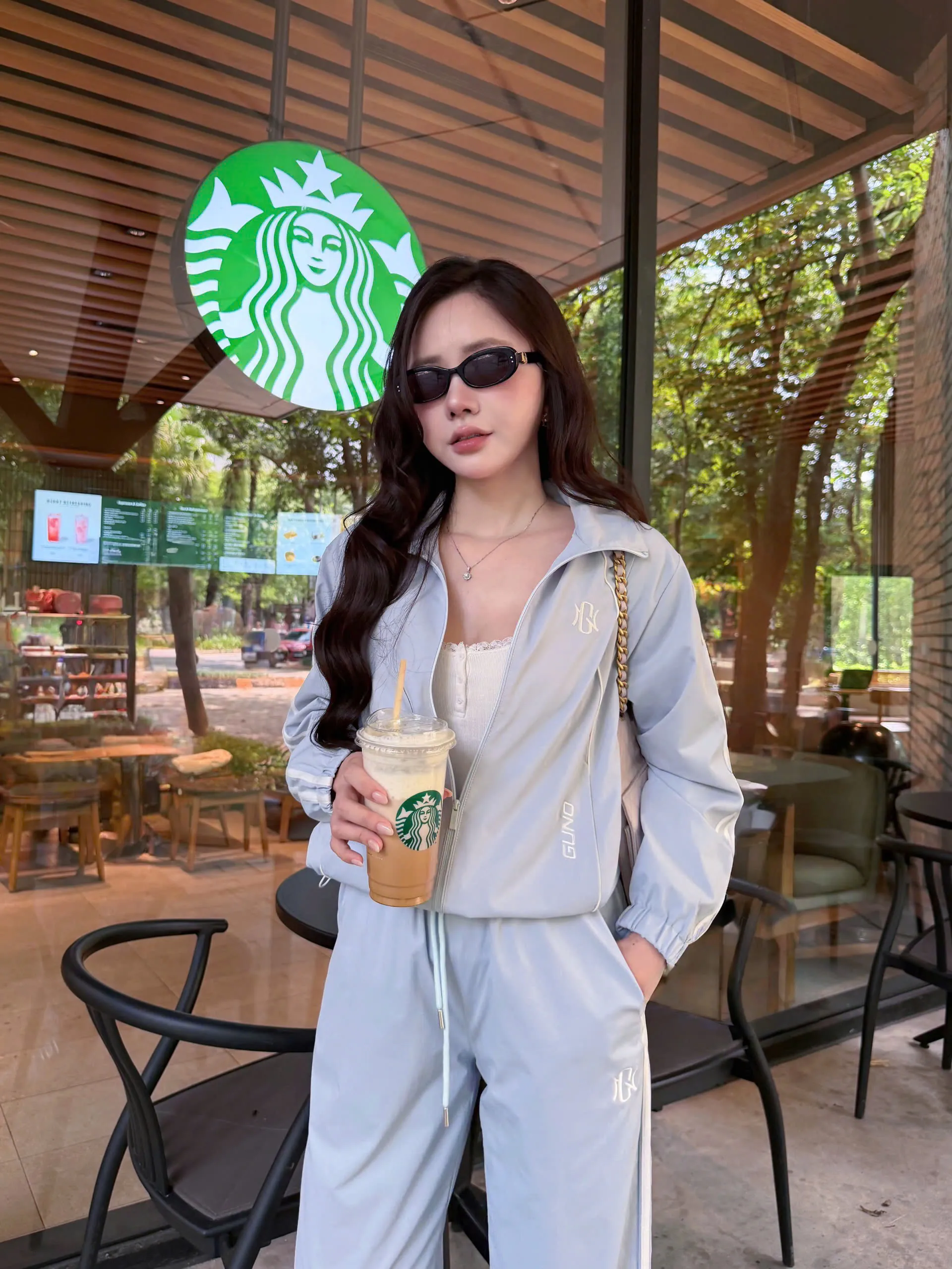 Bộ quần áo Gió Nữ GUNO tay 2 sọc quần ống bo