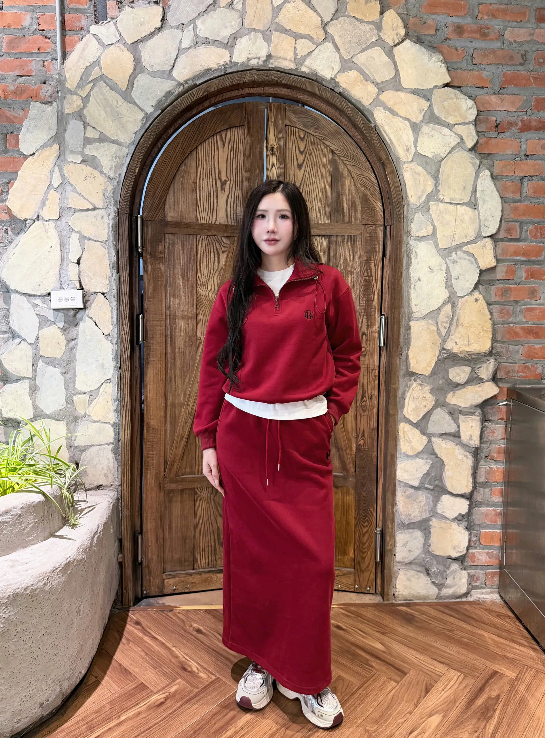 Sét váy Nỉ Nữ GUNO cổ khoá dáng A dài
