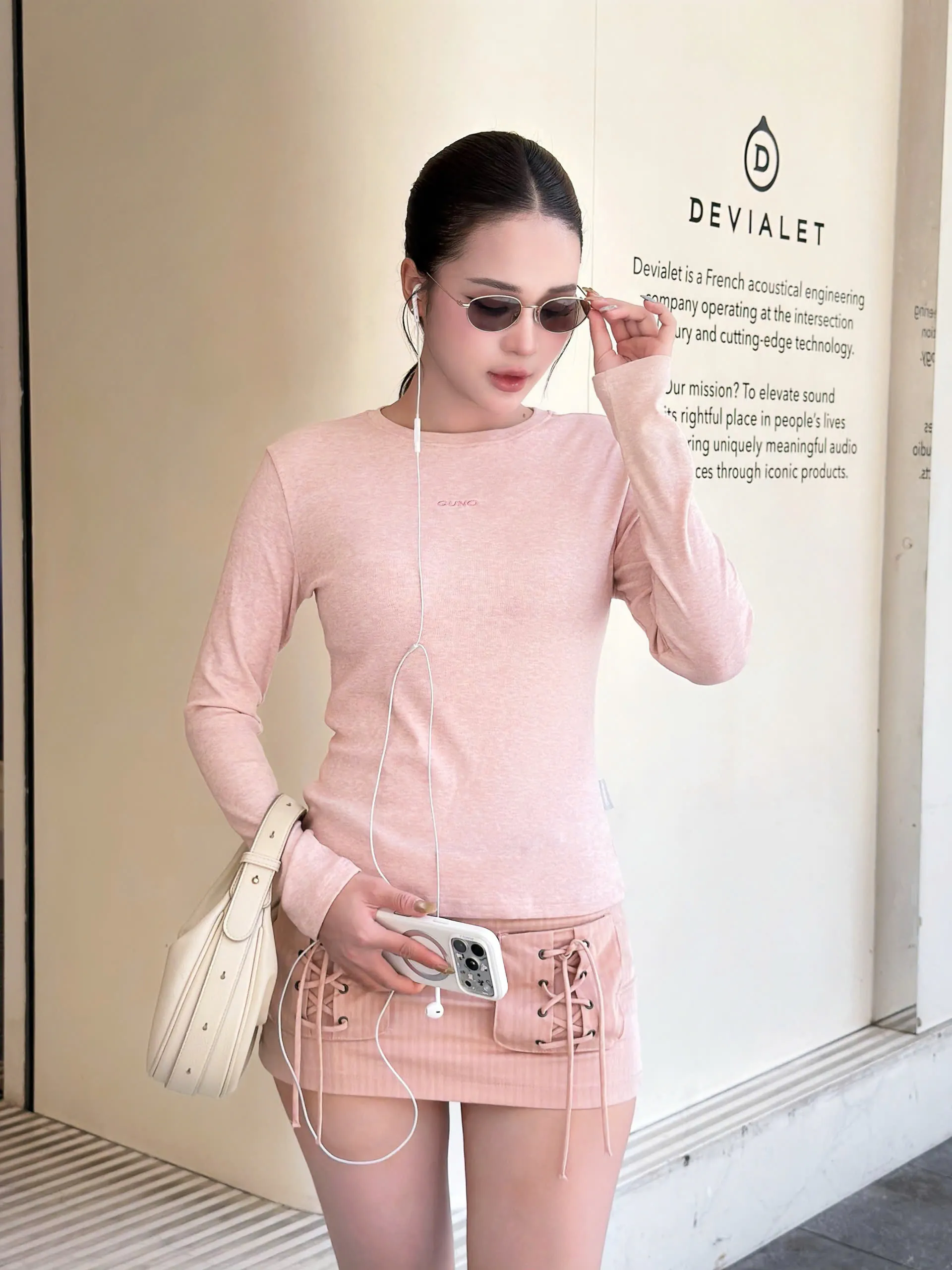 Áo Thun TĂM Nữ GUNO dài tay cổ tròn
