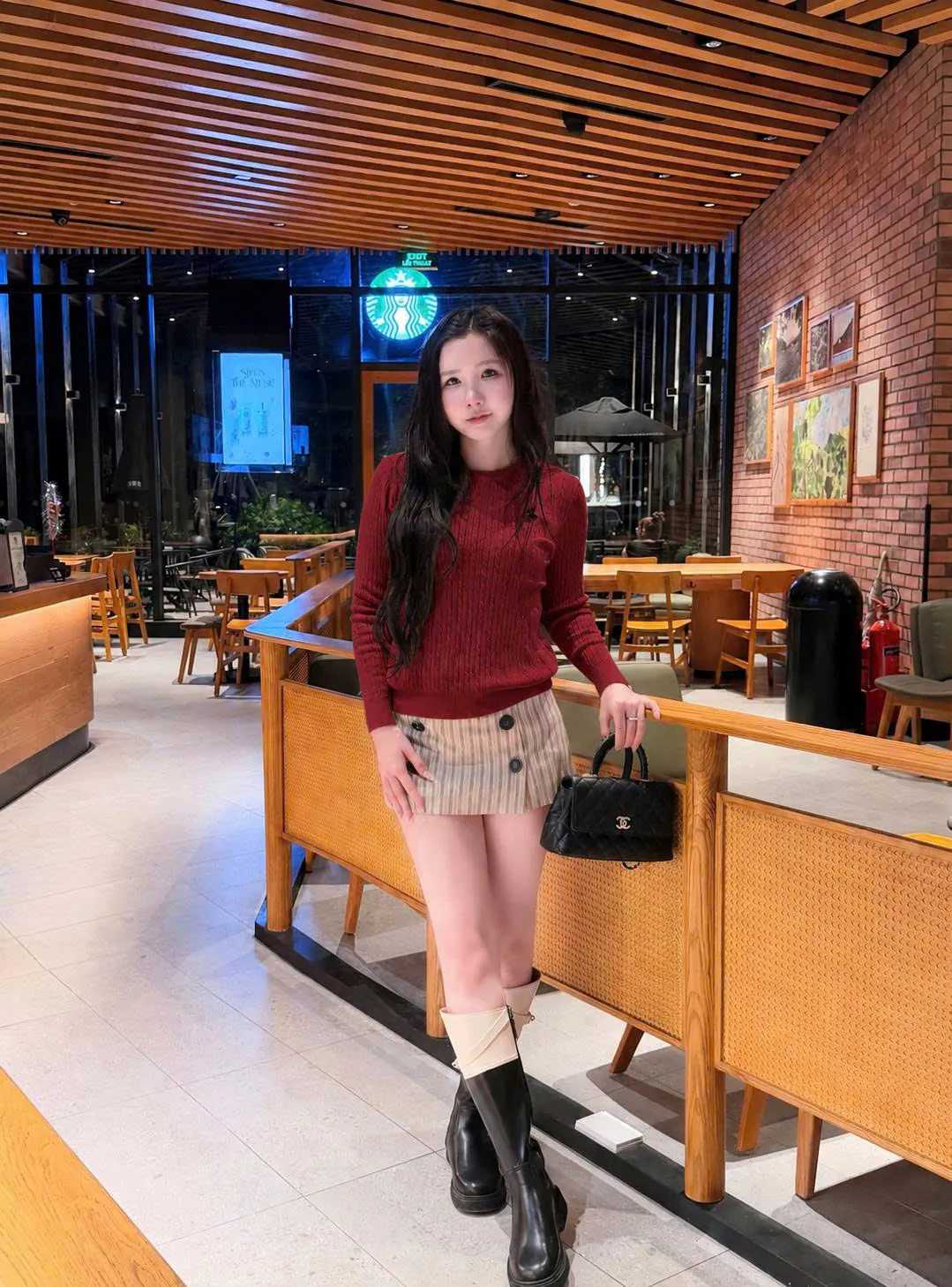 Áo Len Gân Nữ GUNO cổ tròn thêu logo ngựa